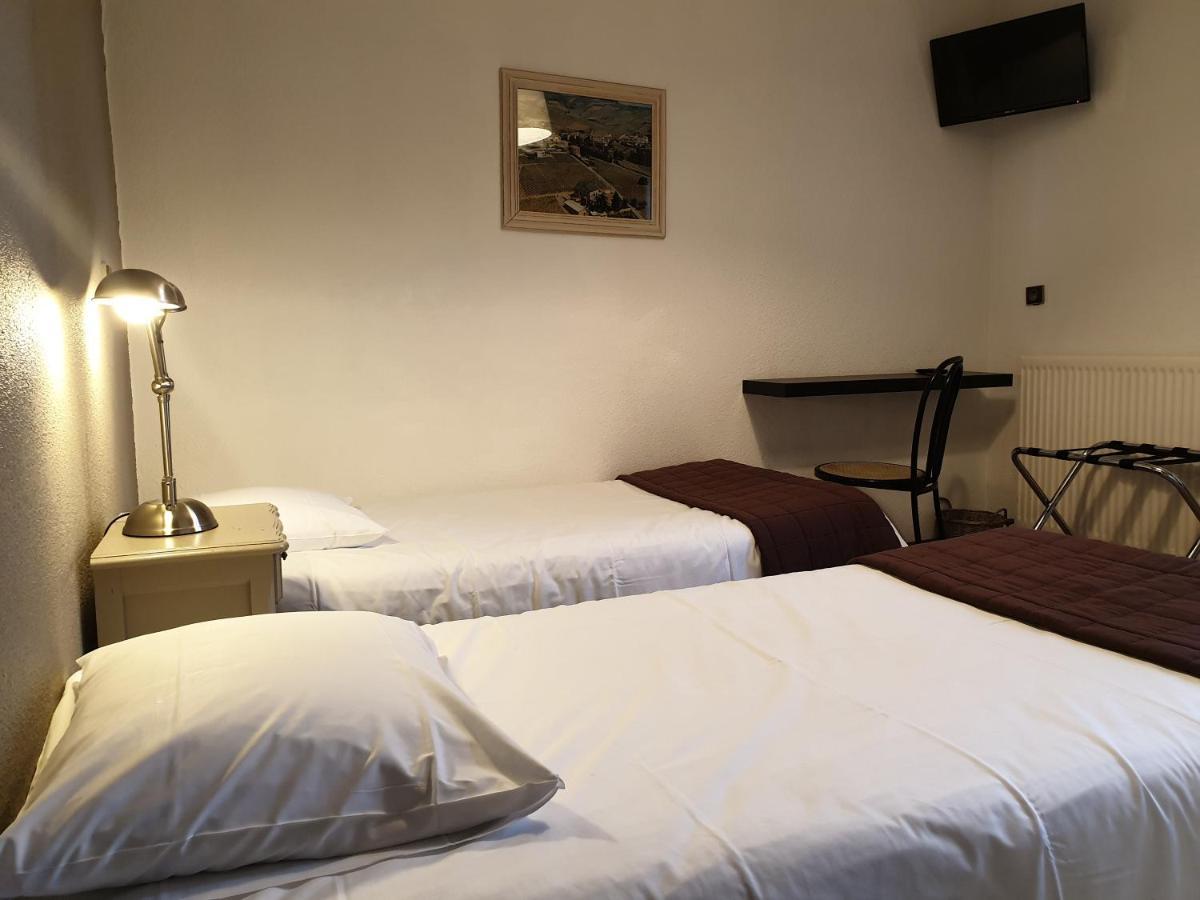 Le Relais Des Dix Crus - Logis Hotel B&B Corcelles-en-Beaujolais ภายนอก รูปภาพ