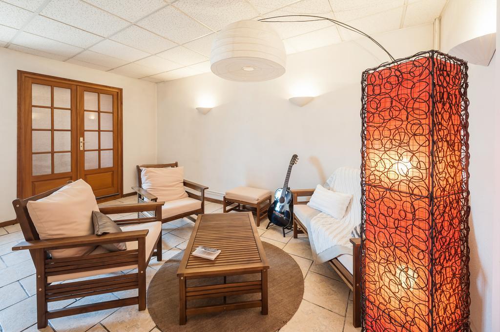 Le Relais Des Dix Crus - Logis Hotel B&B Corcelles-en-Beaujolais ภายนอก รูปภาพ