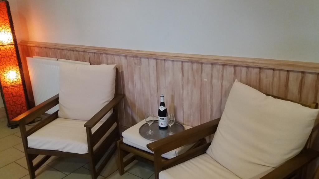 Le Relais Des Dix Crus - Logis Hotel B&B Corcelles-en-Beaujolais ภายนอก รูปภาพ