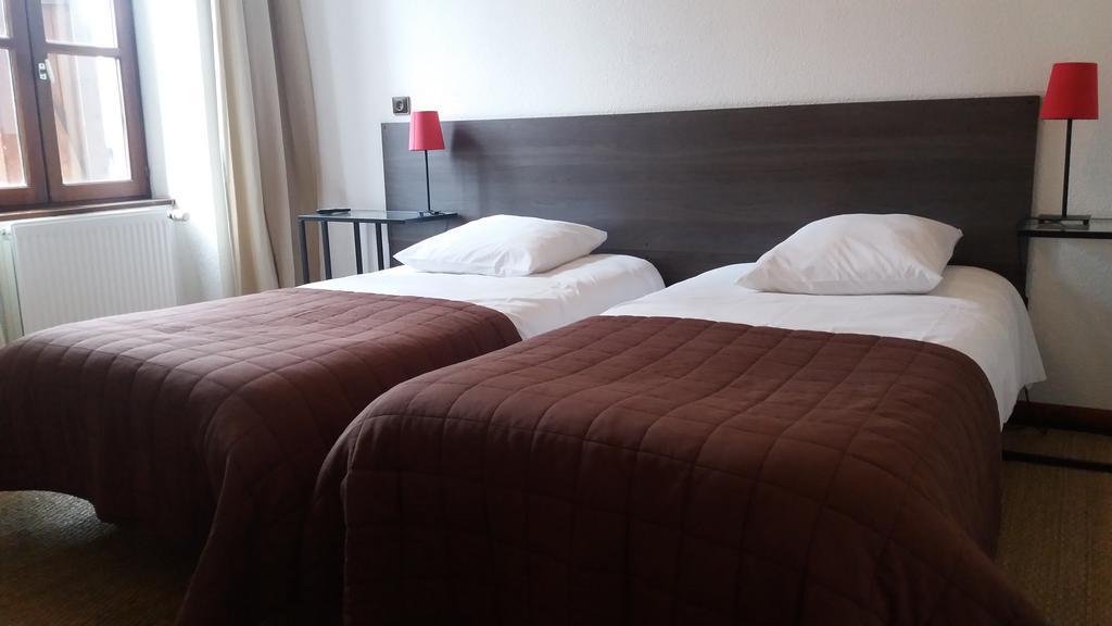 Le Relais Des Dix Crus - Logis Hotel B&B Corcelles-en-Beaujolais ภายนอก รูปภาพ